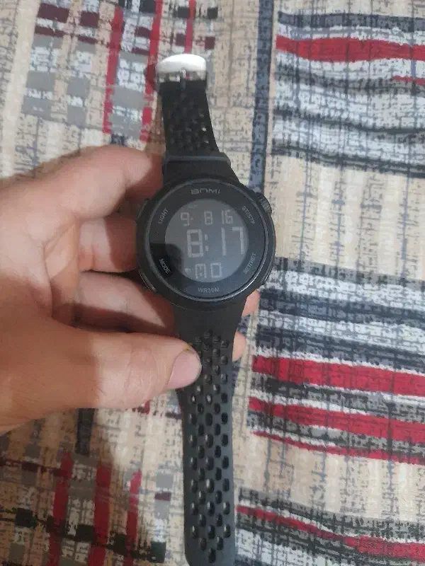 ساعت دیجیتالی بنمی|ساعت|هشتگرد, فاز ۱ مهستان|دیوار