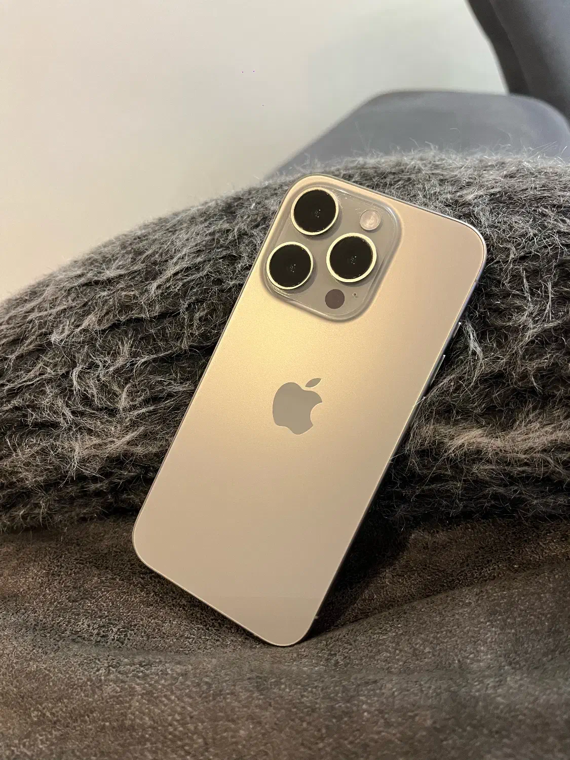 آیفون ۱۵پرو۲۵۶/لاکاغذی/ iphone15pro Zaa|موبایل|مشهد, آزادشهر|دیوار