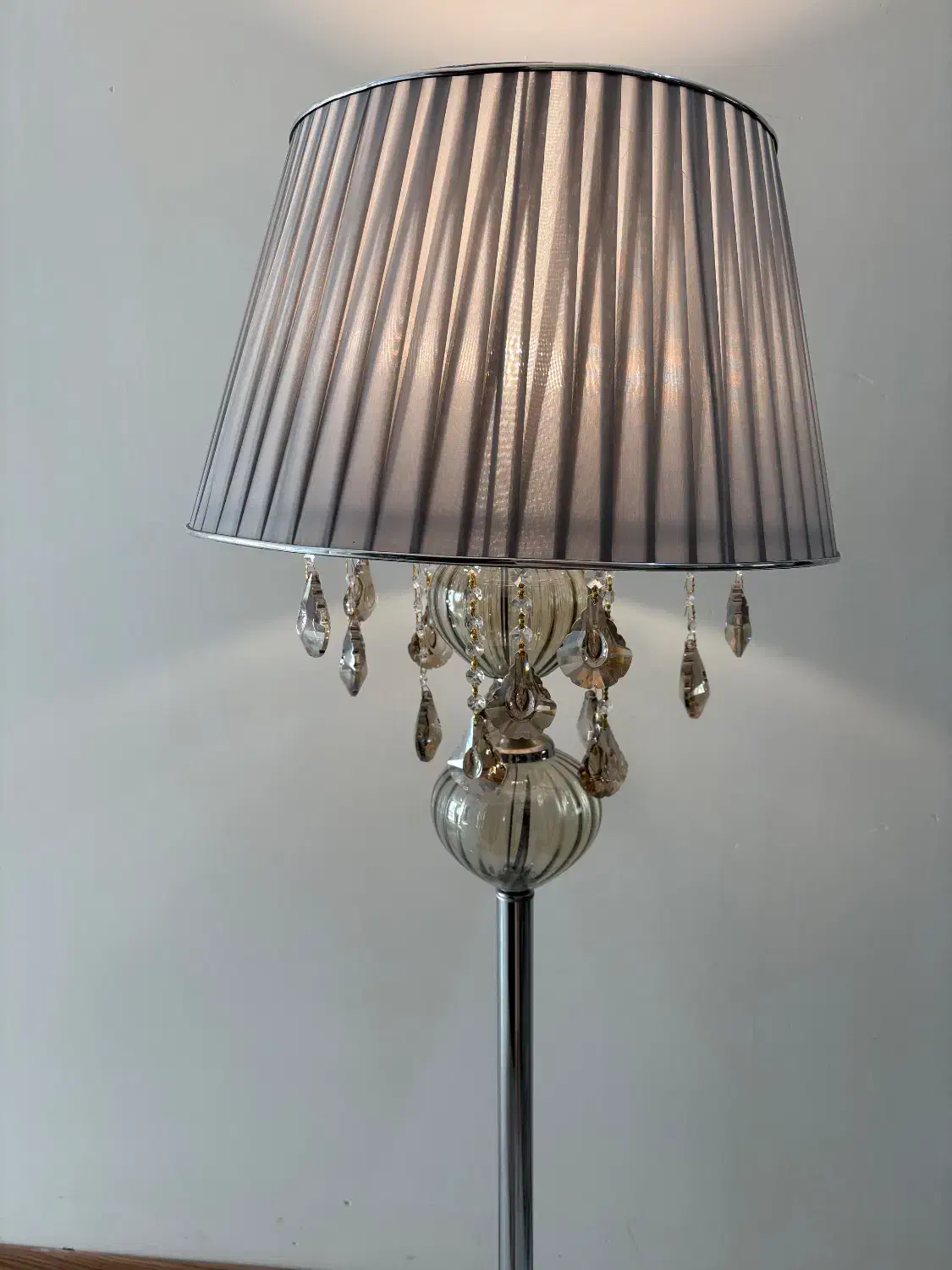 آباژور|چراغ خواب و آباژور|نیشابور, دارایی|دیوار