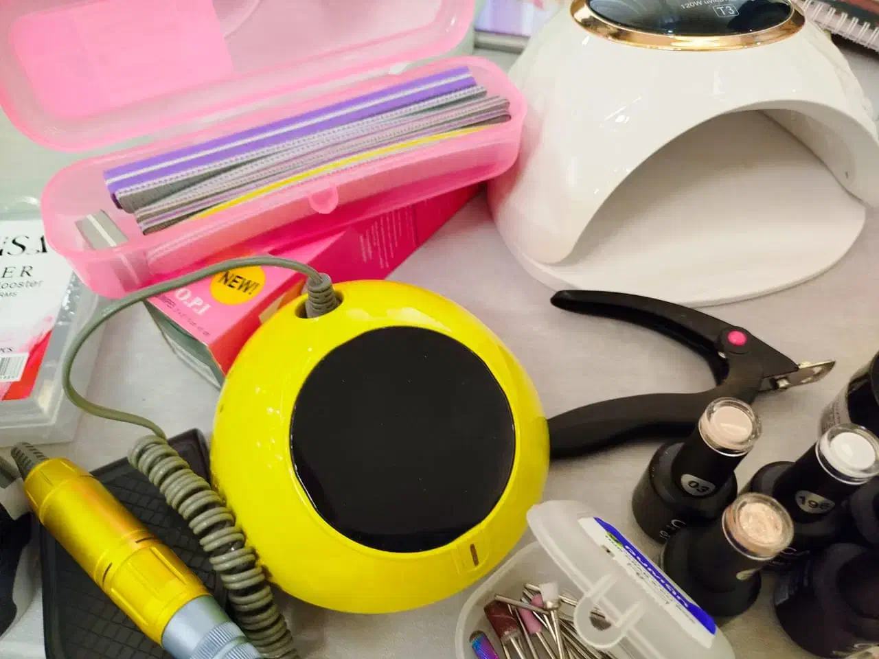 وسایل ناخن|آرایشگاه و سالنهای زیبایی|سنگر, |دیوار