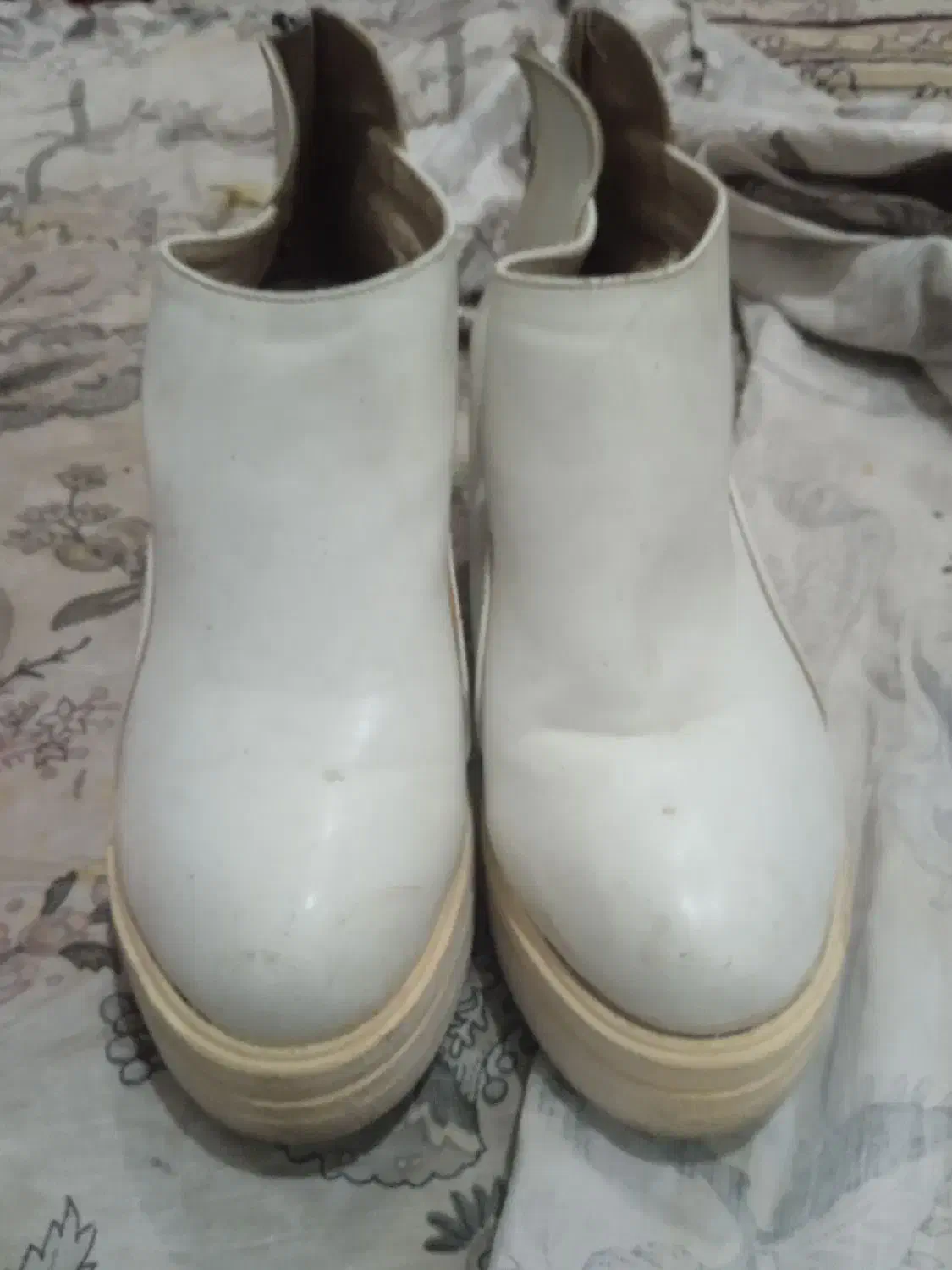 کفش سفید زیبا|کیف، کفش، کمربند|سقز, |دیوار