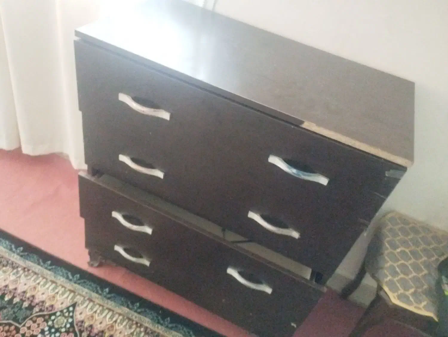 دراور در حد نو|جاکفشی، کمد، دراور|قدس, شهر‌قدس|دیوار