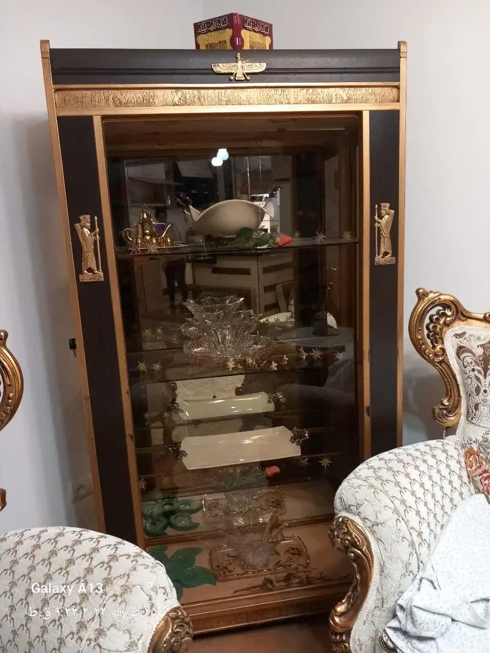 بوفه آینه ای طرح هخامنش|بوفه، ویترین، کنسول|کتالم و سادات شهر, |دیوار