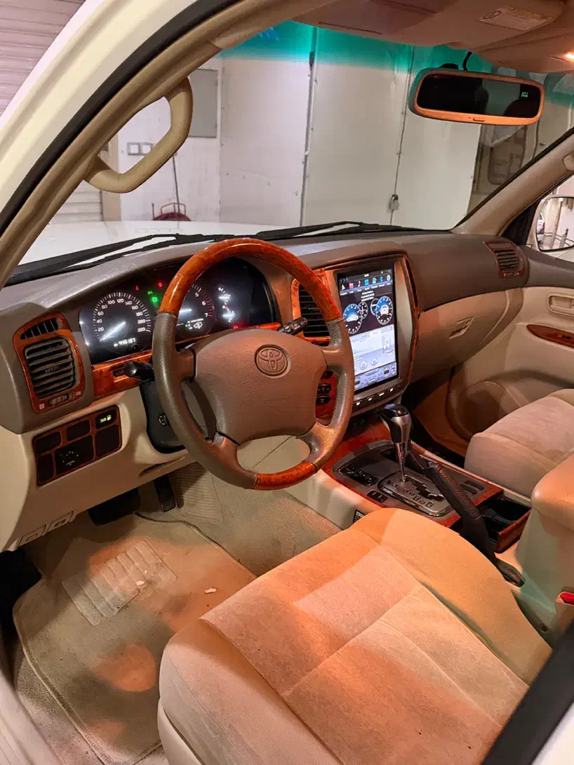 لندکروز هشت سیلندر ۲۰۰۶|خودرو سواری و وانت|تهران, سید خندان (جلفا)|دیوار