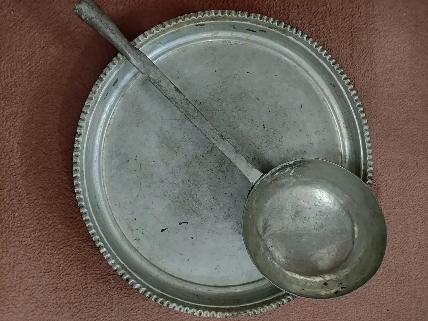 سینی و ملاقه مسی|کلکسیون اشیاء عتیقه|قم, مهدیه|دیوار