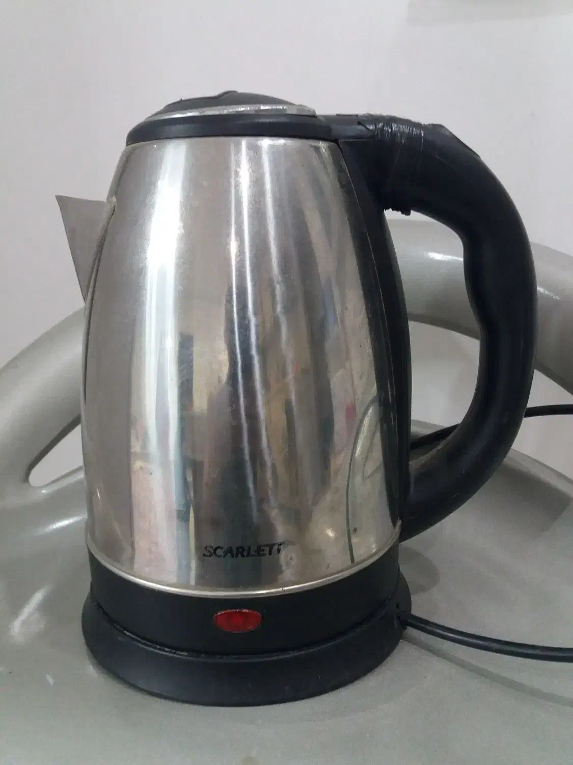 َکتری برقی سالم|قوری، کتری، قهوه‌ساز دستی|رشت, توشیبا|دیوار