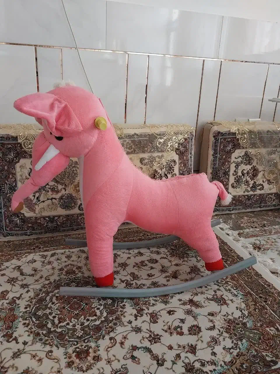 تعدادی وسایل|اسباب و اثاث بچه|خمین, |دیوار