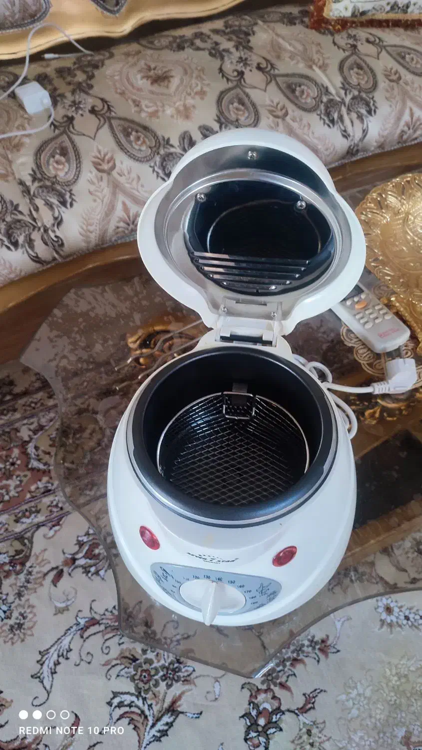 تعدادی وسایل سرخ کن سبزی خردکن گلدان|سایر لوازم برقی|کرمانشاه, |دیوار