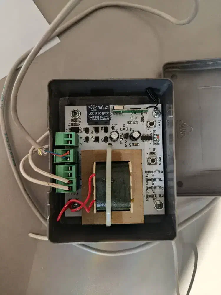 تغییر فرکانس ریموت درب پارکینگ و کرکره برقی|مصالح و تجهیزات ساختمان|تهران, شهرک غرب|دیوار