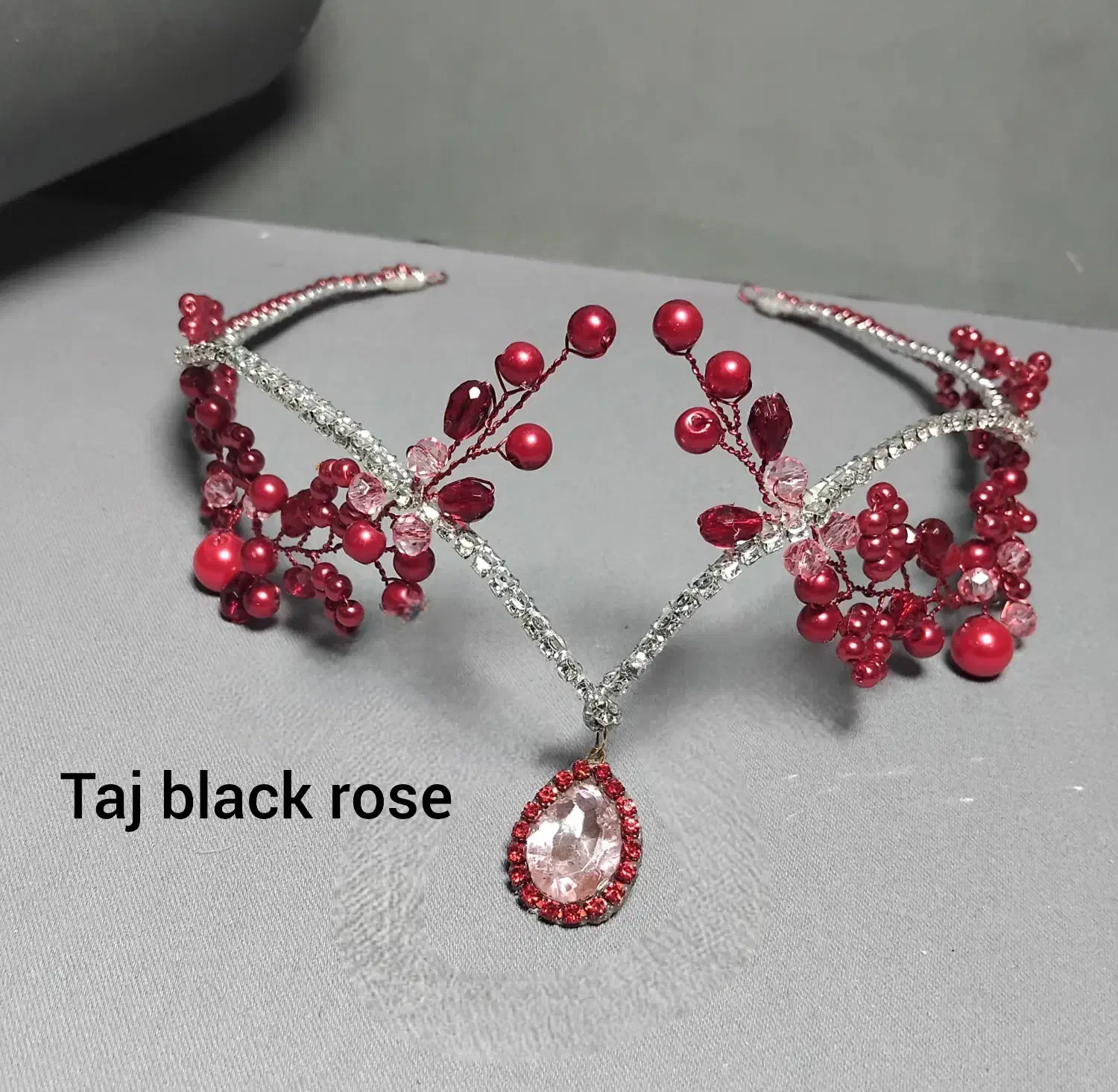 تاج وریسه|زیورآلات و اکسسوری|آران و بیدگل, |دیوار