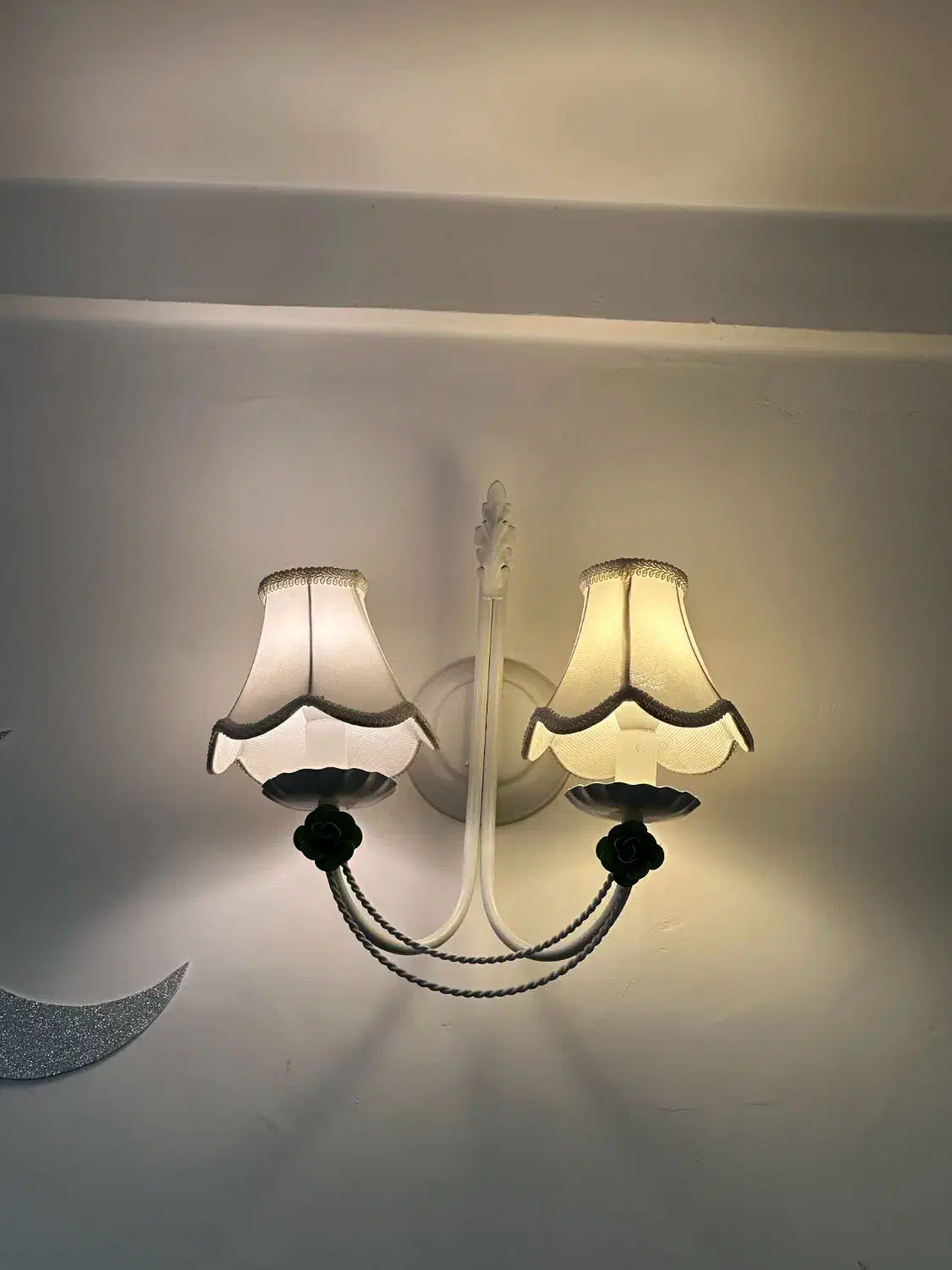 لوستر اتاق خواب کودک|لوستر و چراغ آویز|گرگان, |دیوار