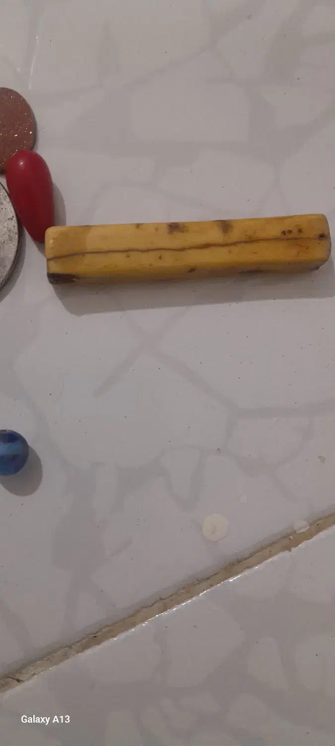 مهره قدیمی|کلکسیون اشیاء عتیقه|الیگودرز, |دیوار