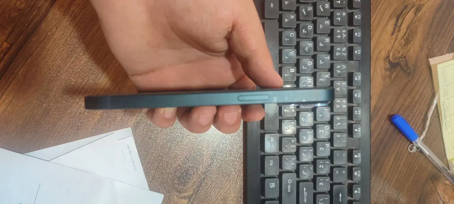 اپل iPhone 13 با حافظهٔ ۱۲۸ گیگابایت|موبایل|آباده, |دیوار