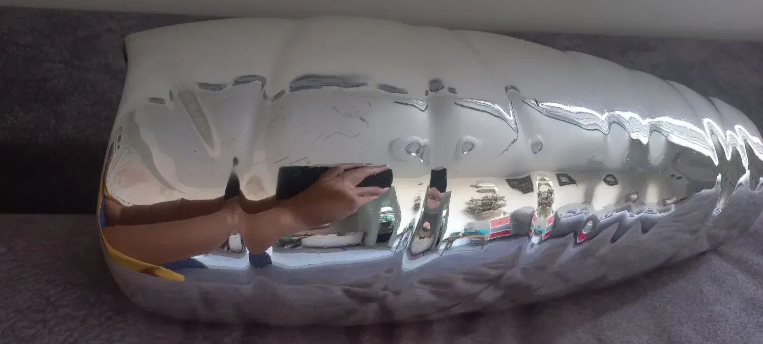 گلدان نقره ای|گل مصنوعی|تهران, باغ فیض|دیوار