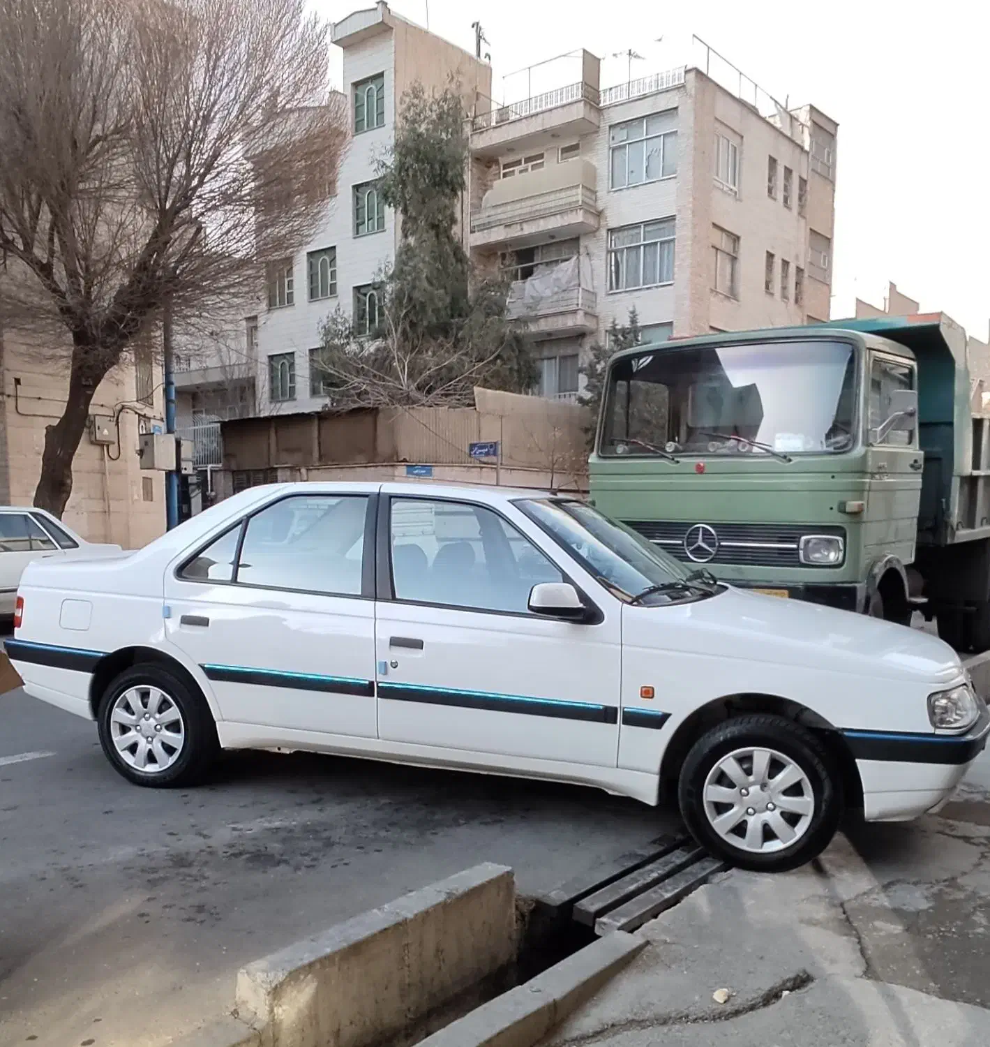 پژو ۴۰۵ slx مدل ۱۳۹۳|خودرو سواری و وانت|تهران, افسریه جنوبی|دیوار