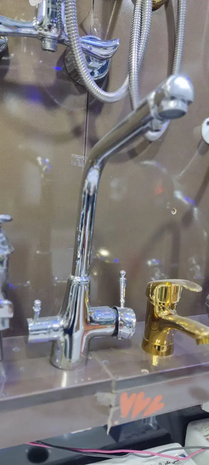 شیرآلات بهداشتی‌ خانه و (آشپزخانه)|لوازم سرویس بهداشتی|آشخانه, |دیوار