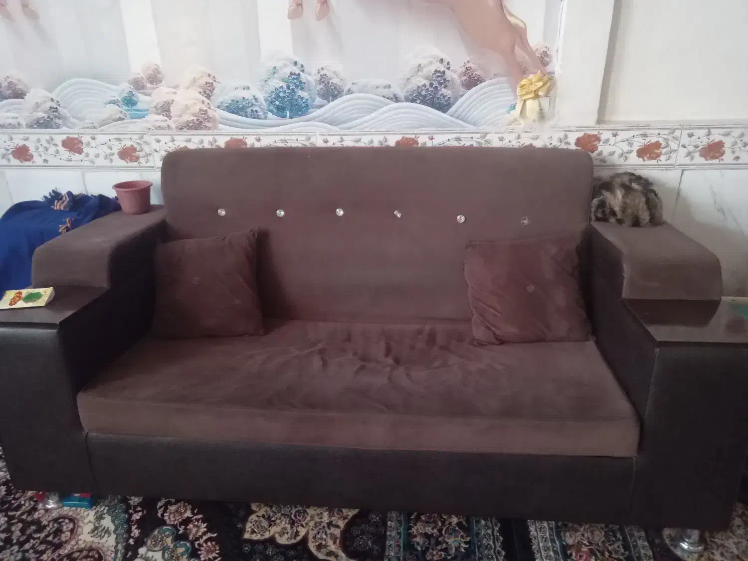 مبلمان ۷نفره|مبلمان خانگی و میز عسلی|تربت‌حیدریه, پائین ولایت|دیوار