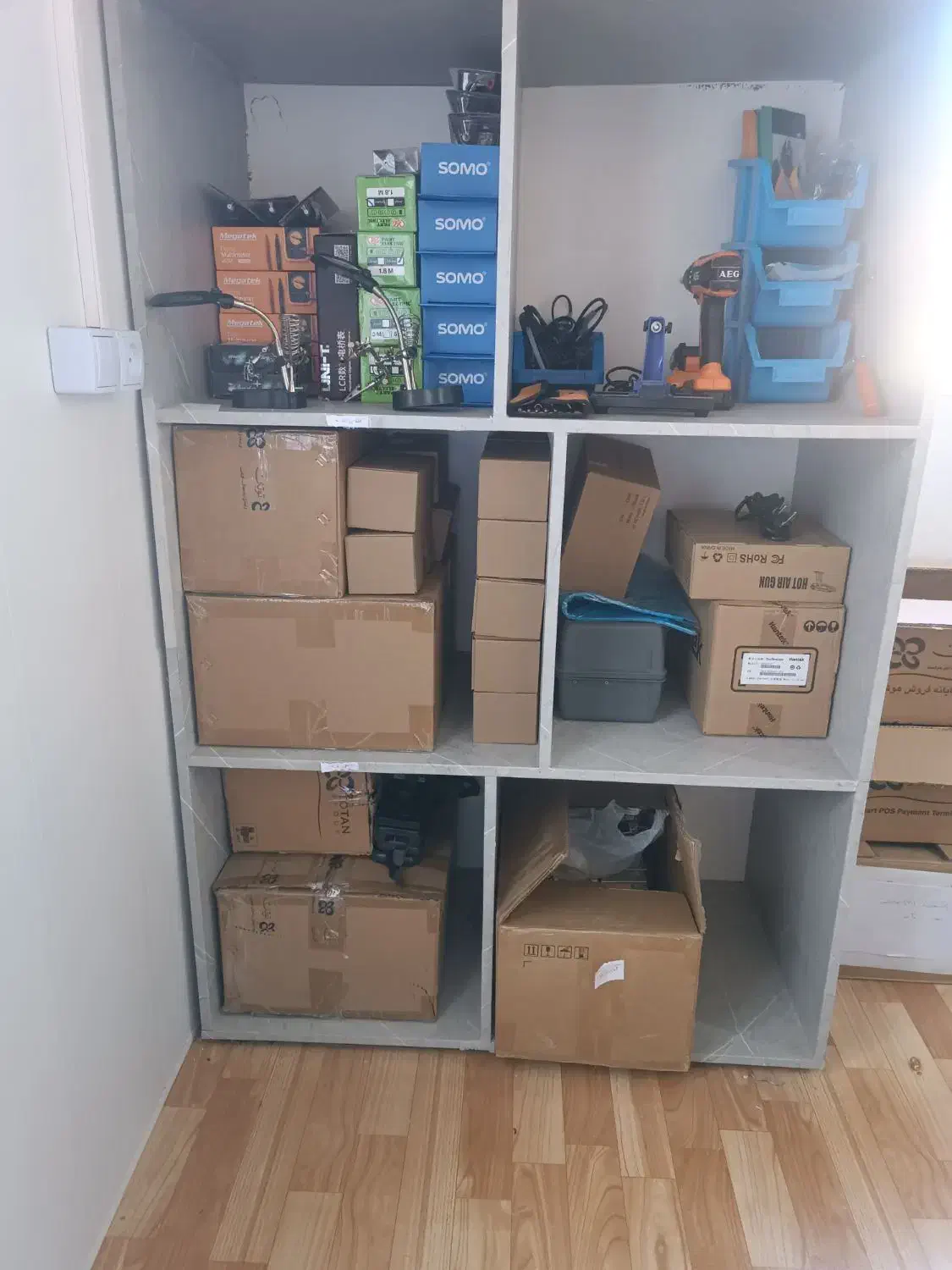 استخدام تعمیرکار قطعات الکترونیکی|استخدام صنعتی، فنی، مهندسی|کرج, منطقه ویژه اقتصادی پیام|دیوار