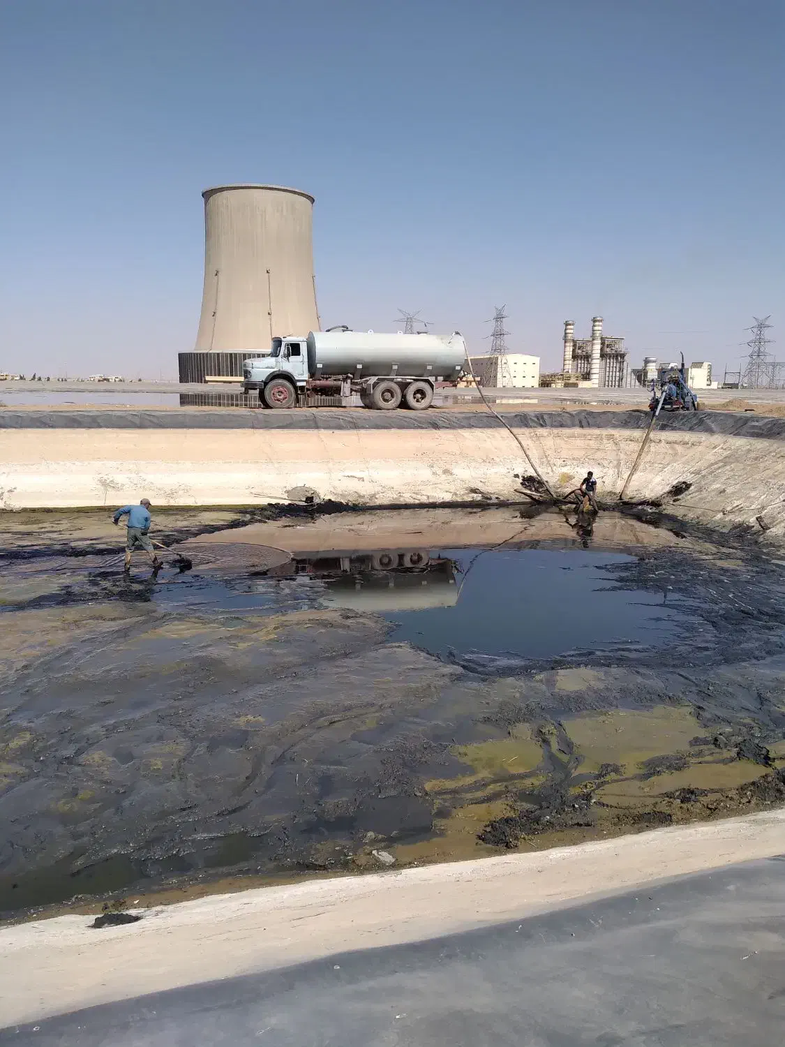 لوله بازکنی و تخلیه چاه * قوام یزد* بدون واسطه|خدمات پیشه و مهارت|یزد, |دیوار