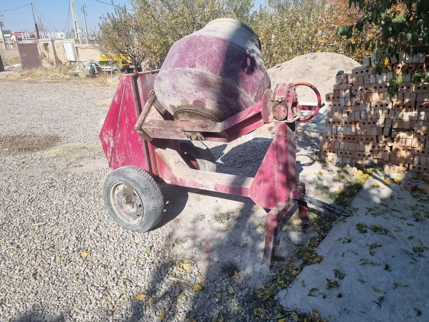 بتونر ۳۵۰ لیتری|مصالح و تجهیزات ساختمان|بستان آباد, |دیوار