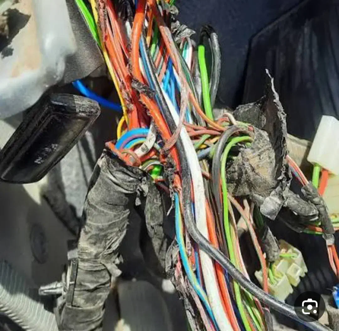 باطری سازی سیار روشن کردن خودرو ۲۴ ساعت|خدمات موتور و ماشین|خرمآباد, |دیوار