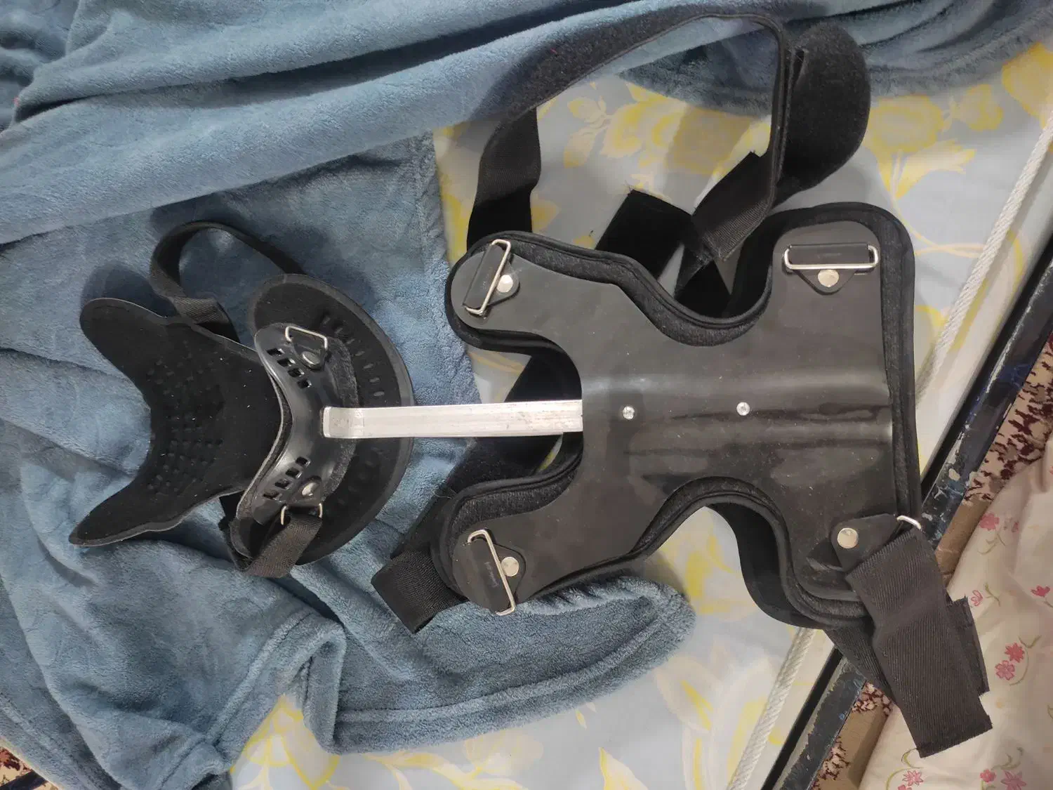 آتل بند کمر «نو»|آرایشی، بهداشتی، درمانی|تربت جام, بوستان وحدت|دیوار