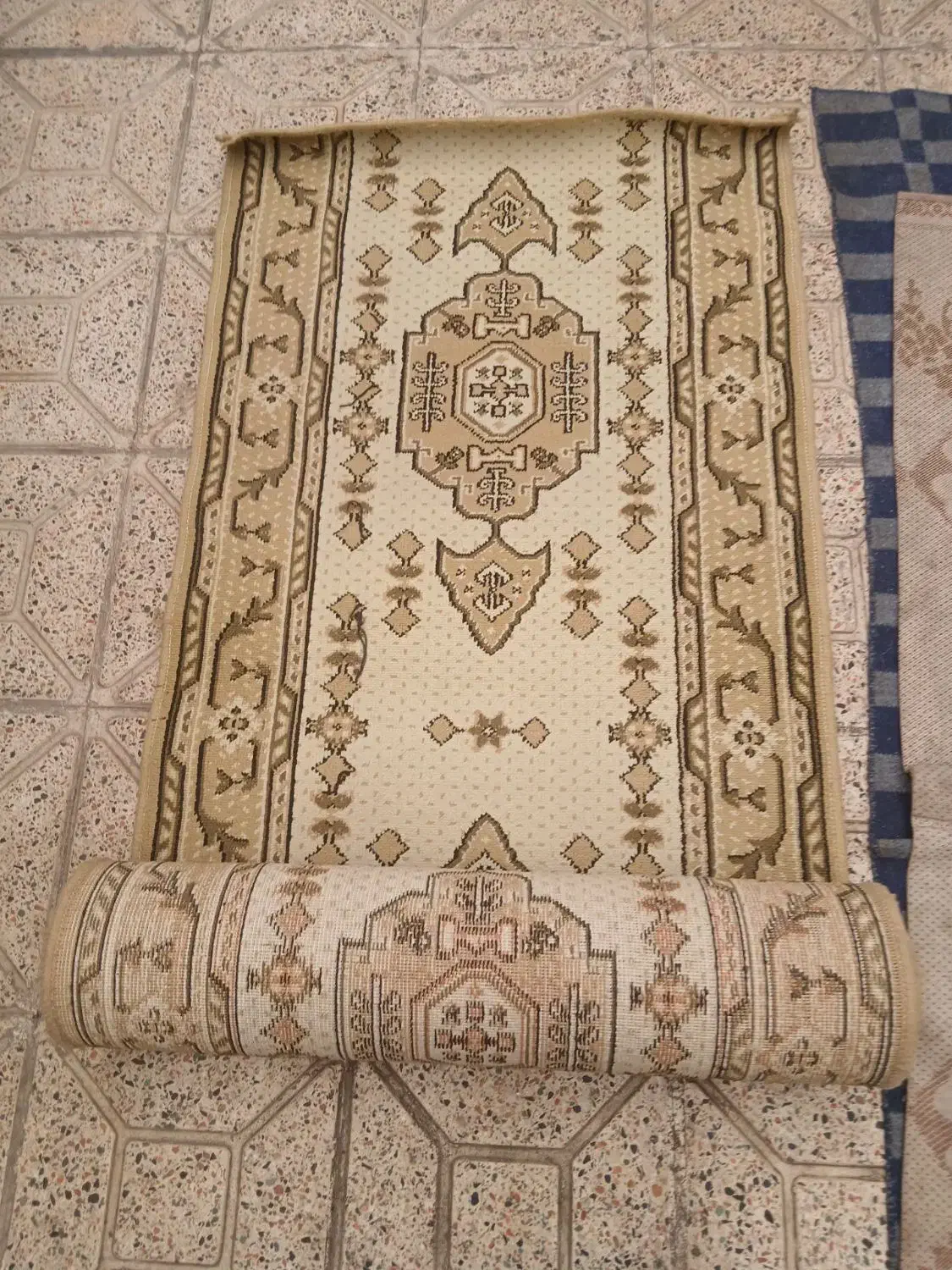 فرش ماشینی|فرش|زنجان, |دیوار