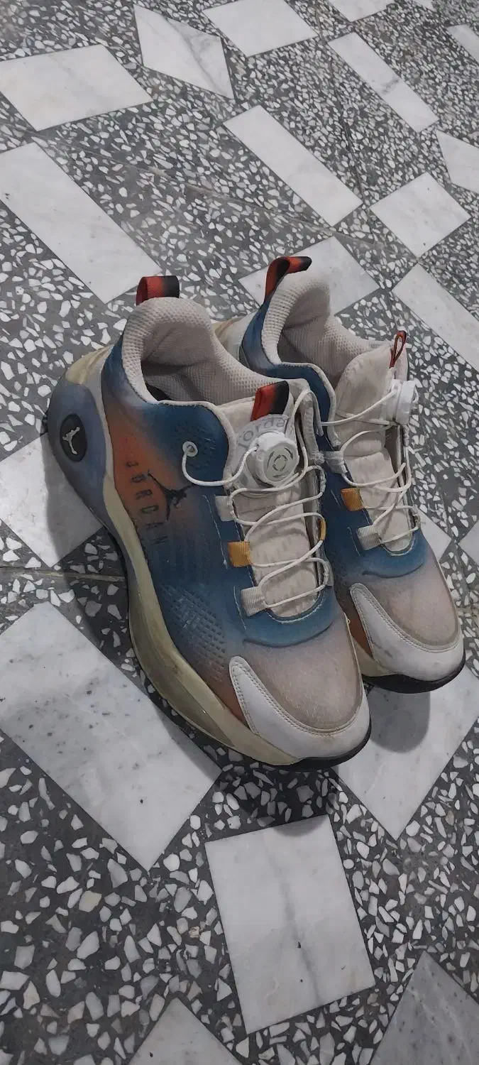 کفش تمیز|کیف، کفش، کمربند|رودسر, |دیوار