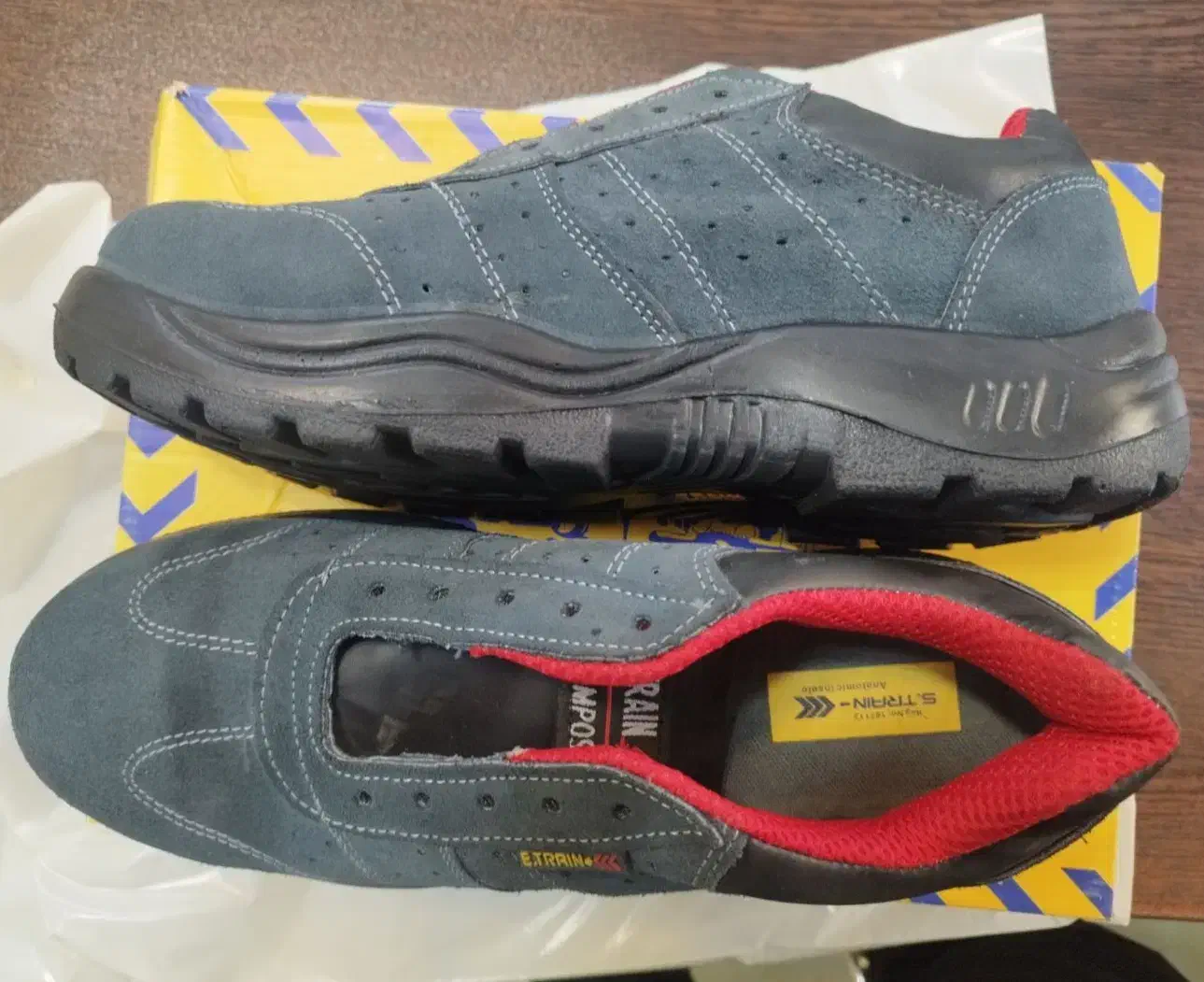 کفش ایمنی|کیف، کفش، کمربند|قهدریجان, |دیوار