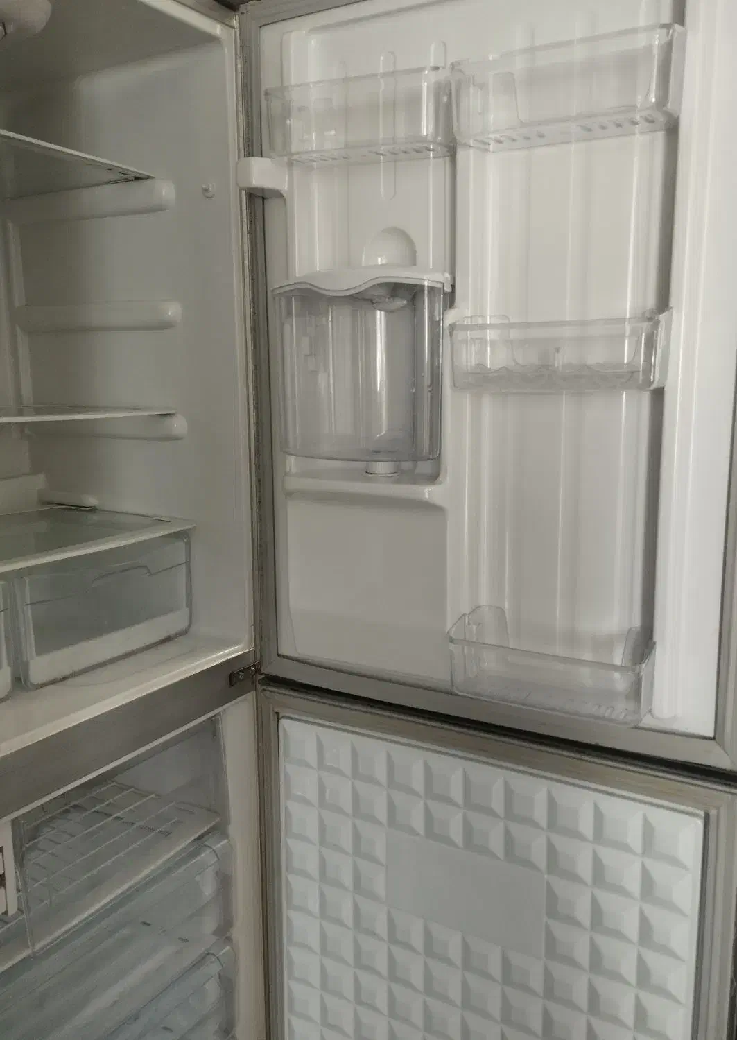 یخچال وفریزر|یخچال و فریزر|صحنه, |دیوار