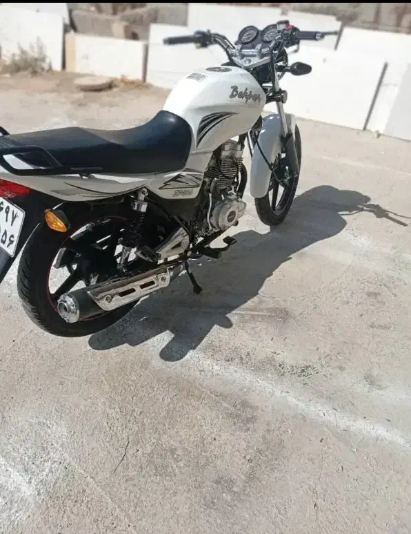 بهپر 200 مدل 1403|موتورسیکلت|سنندج, |دیوار