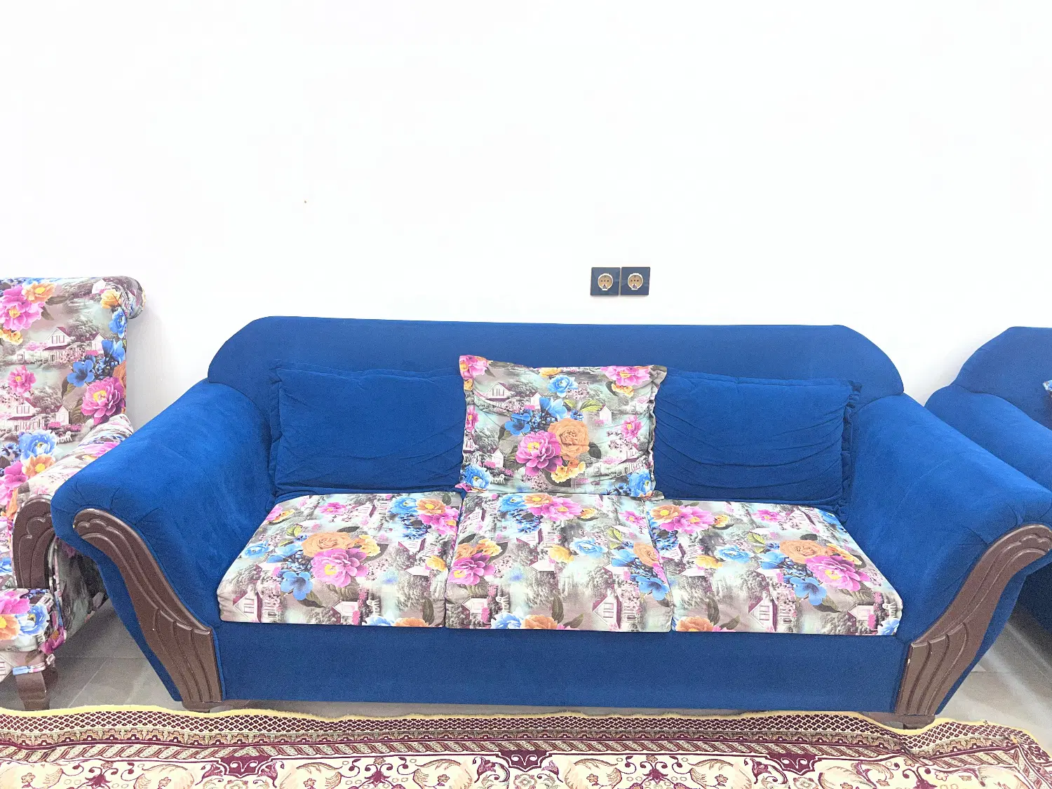 مبل|مبلمان خانگی و میز عسلی|بندر گناوه, |دیوار