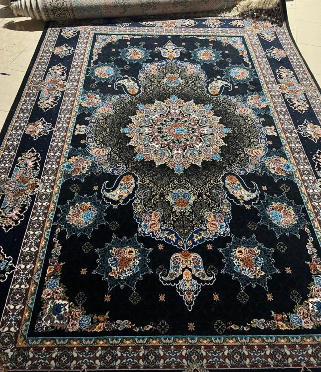 فرش۹ متری|فرش|دوگنبدان, |دیوار