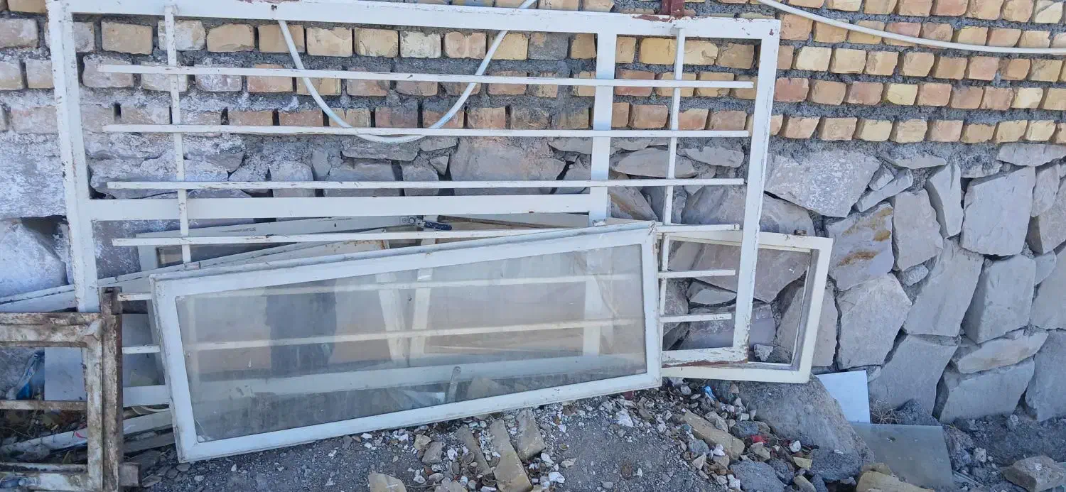 چهارعدد پنجره سالم|مصالح و تجهیزات ساختمان|نوده انقلاب, |دیوار