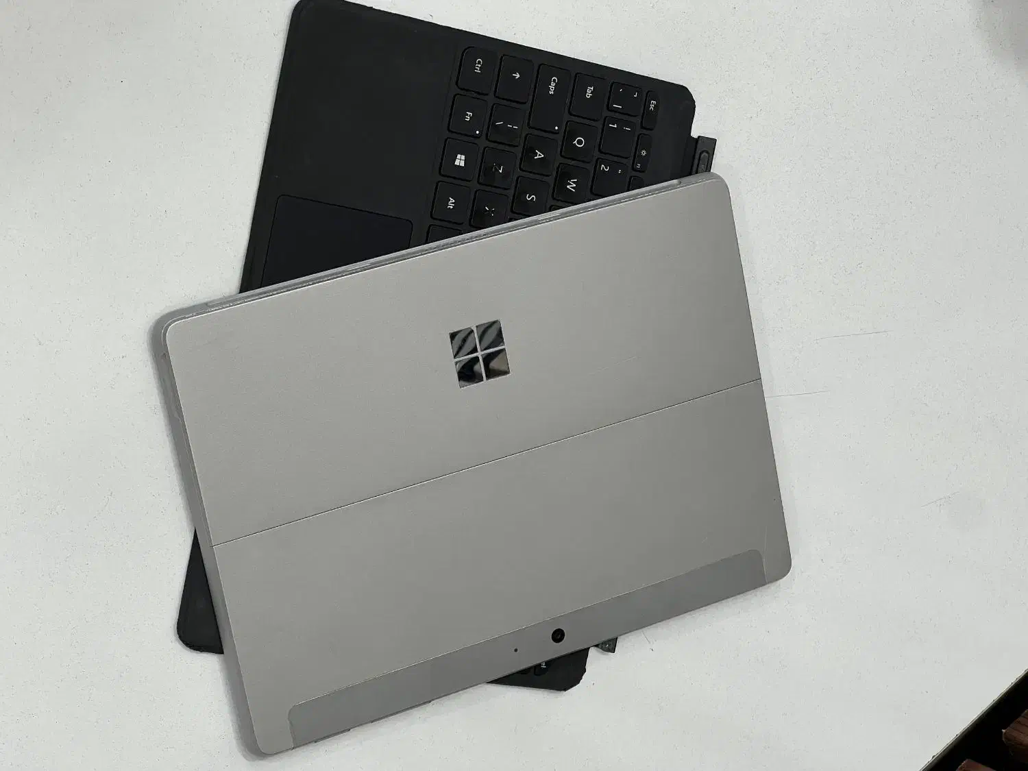 سرفیس|رایانه همراه|بروجرد, |دیوار