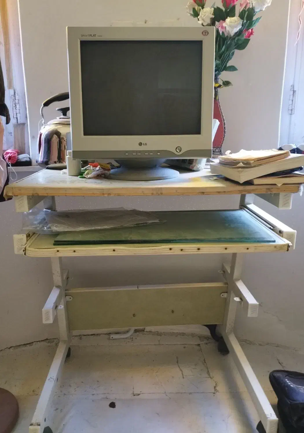 میز کامپیوتر|میز تحریر و کامپیوتر|گرگان, |دیوار