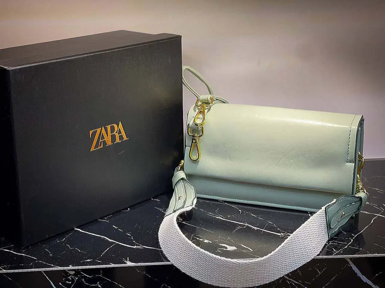 فروش عمده ۳۰۰عدد کیف دونه ای ۲۹۰فروش فوری|کیف، کفش، کمربند|کرمان, |دیوار