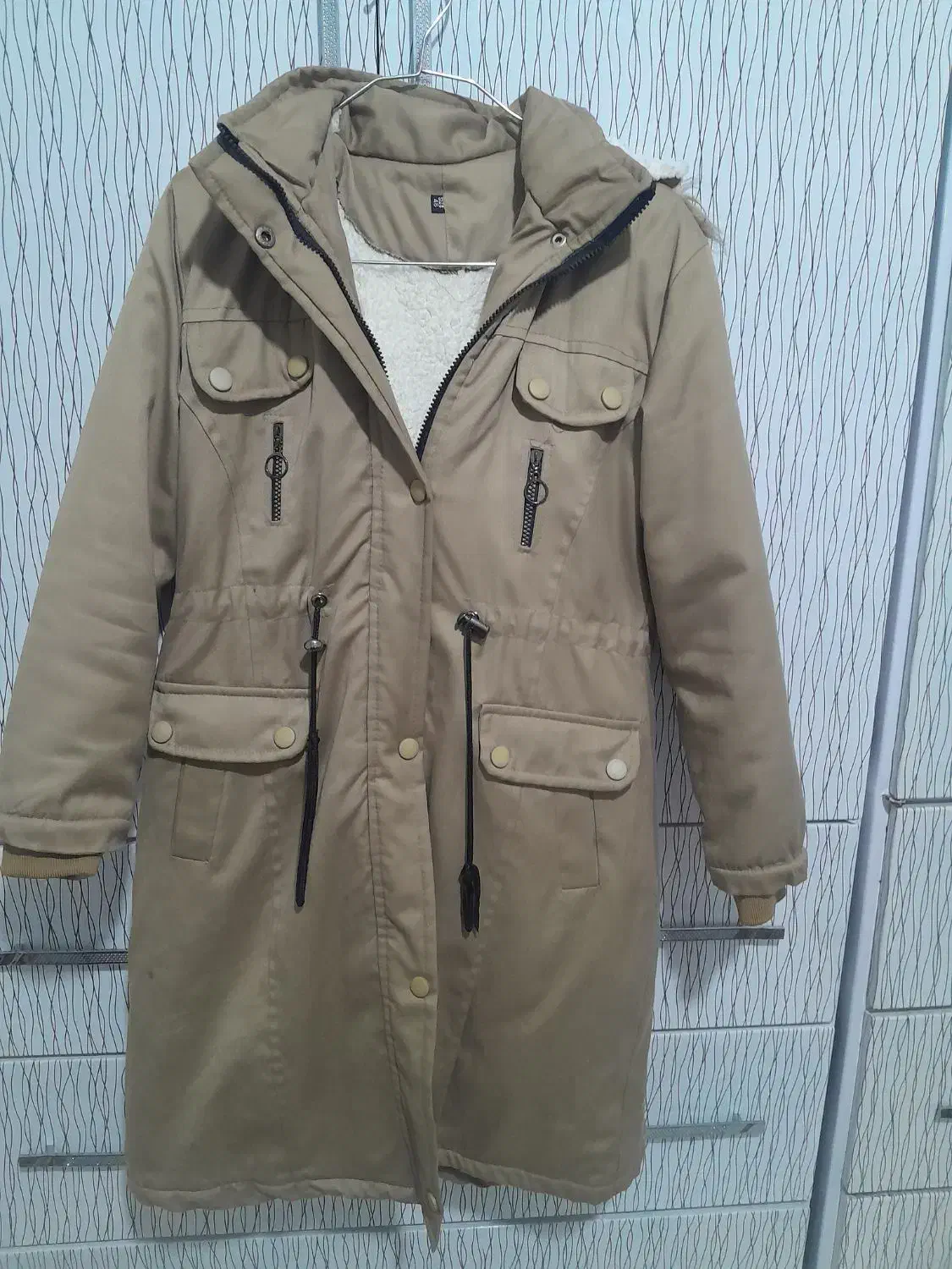 پالتو درحد نو|لباس|سرپل ذهاب, |دیوار