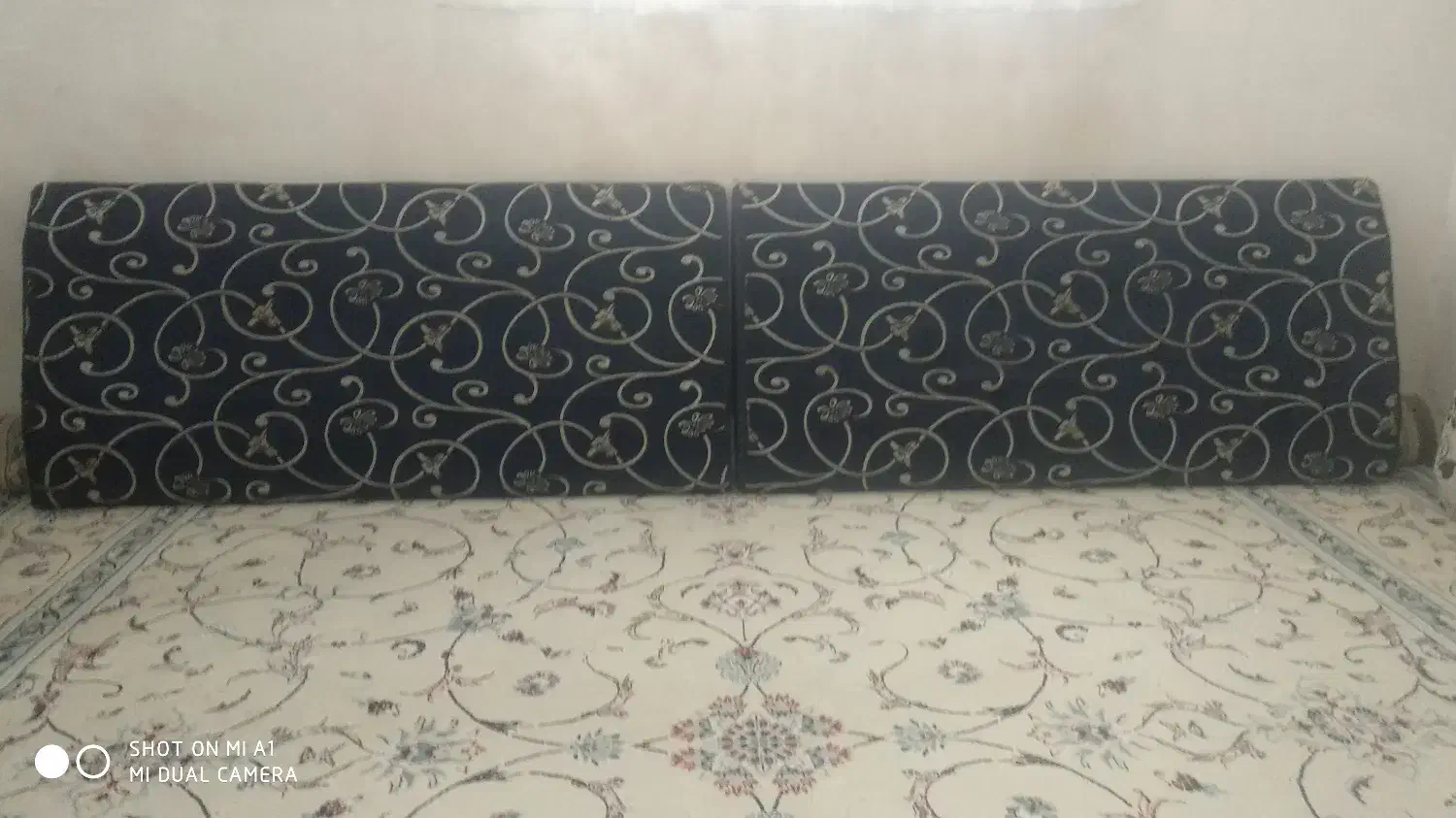 پشتی|پشتی|خرمآباد, |دیوار