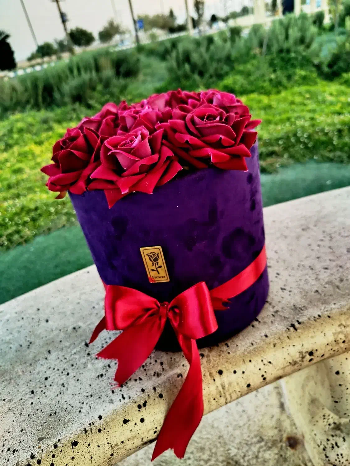 دسته گل وباکس مصنوعی|گل مصنوعی|ساوه, |دیوار