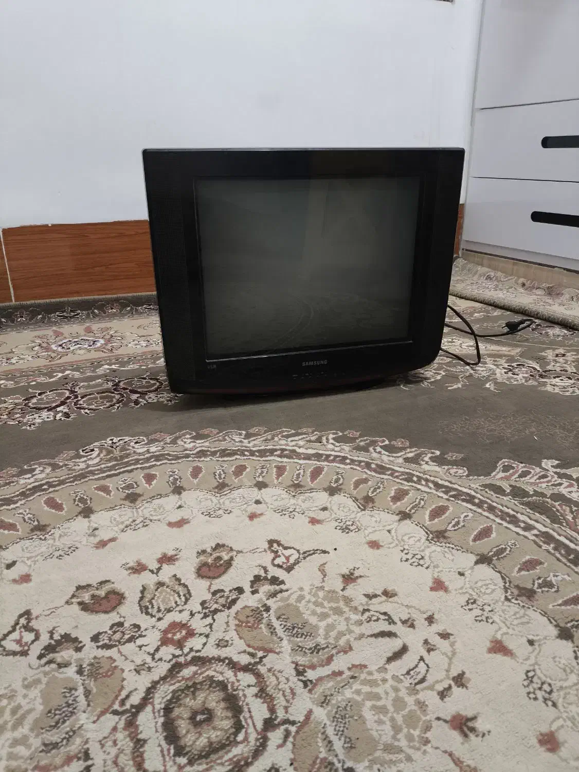 تلویزیون|تلویزیون و پروژکتور|کاکی, |دیوار