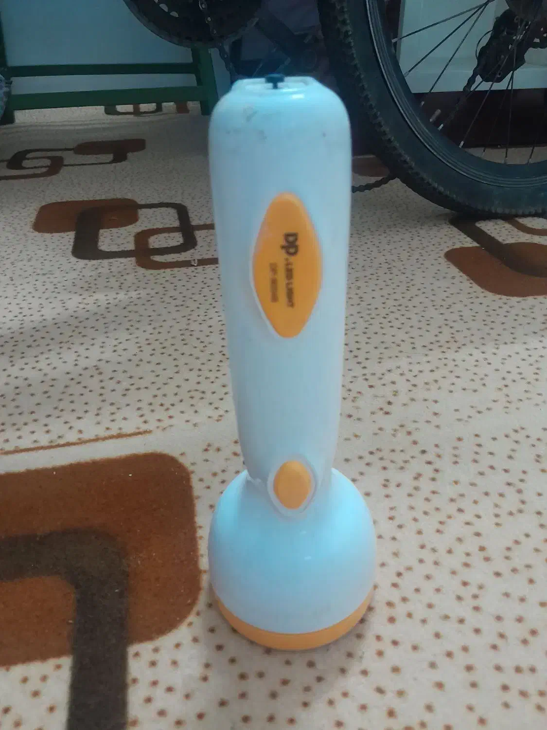 چراغ قوه.چراغ|لامپ و چراغ|مشهد, انصار|دیوار