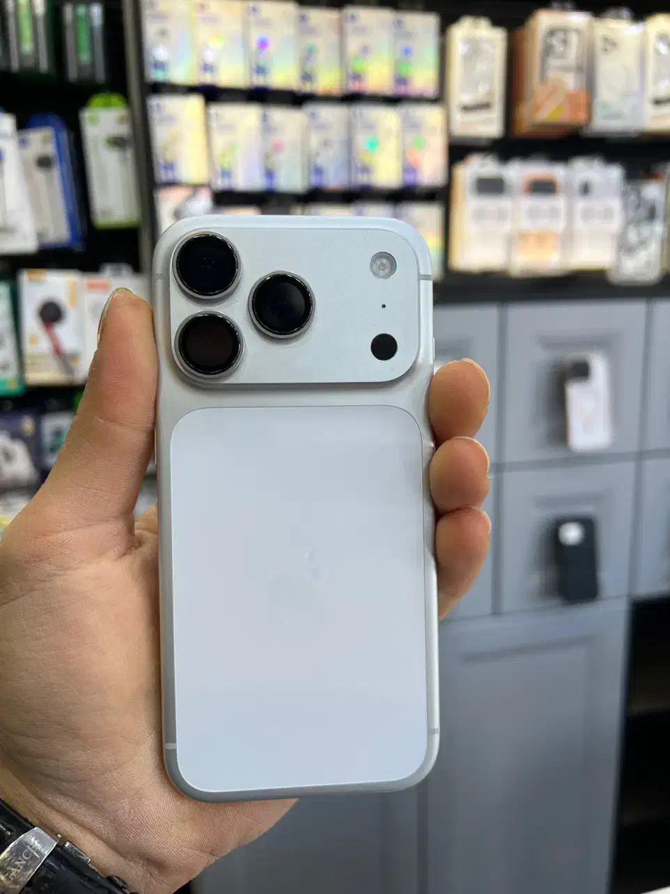 17pro نو|موبایل|اندیشه, اندیشه فاز ۱|دیوار