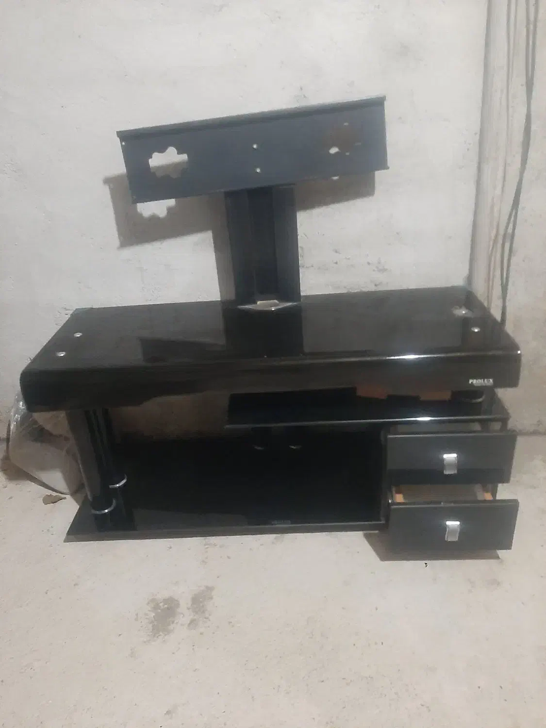 میز تلویزیون سالم|تلویزیون و پروژکتور|دورود, |دیوار