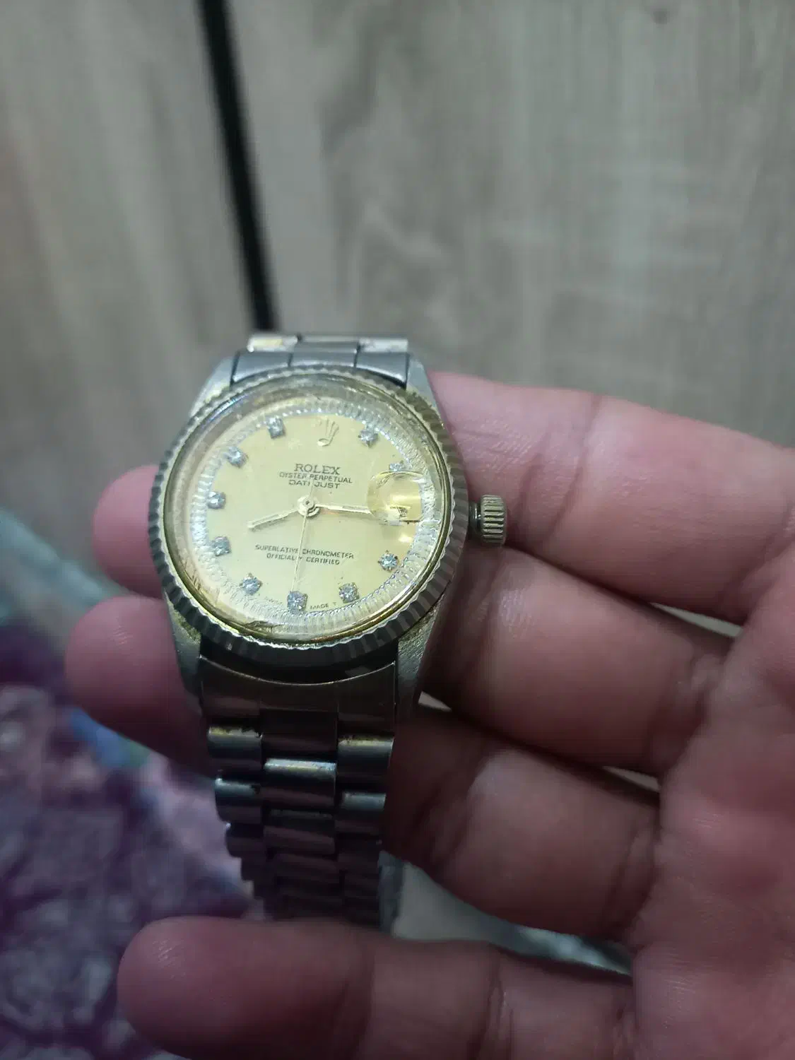 یک ساعت رولکس درجه یک قدیم وتمیز|ساعت|اهواز, فاز ۱ پادادشهر|دیوار