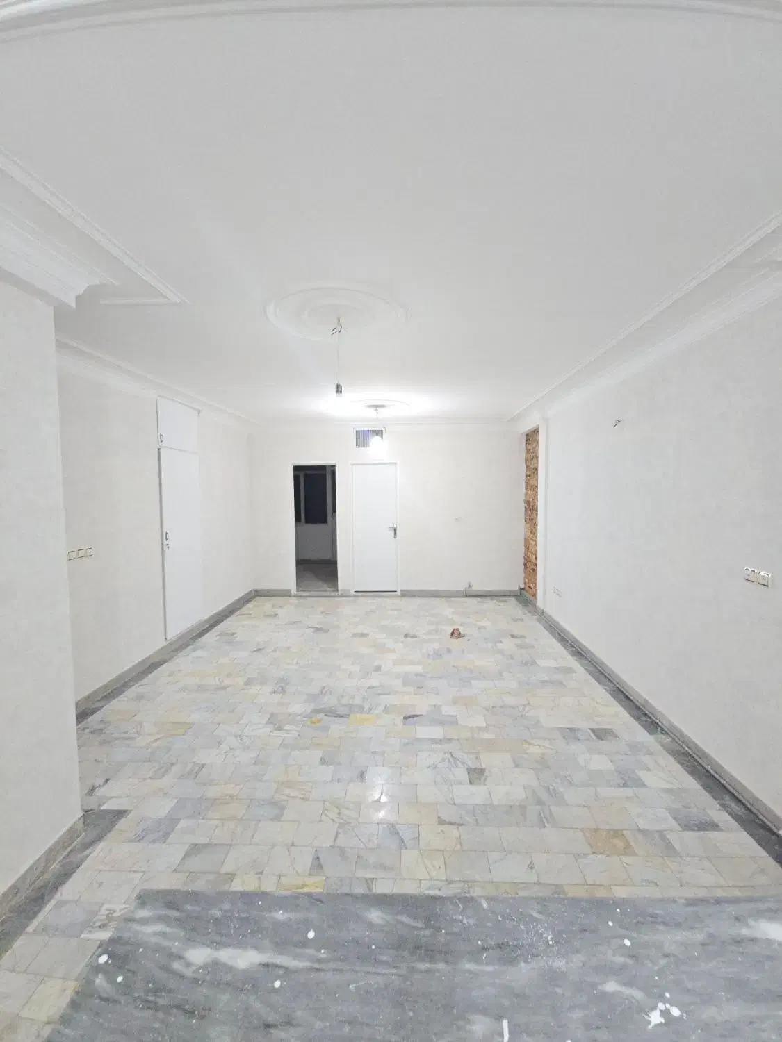 73 متر تک واحدی طبقه اول ، اجاره مناسب|اجارهٔ آپارتمان|ری, حمزه‌آباد|دیوار