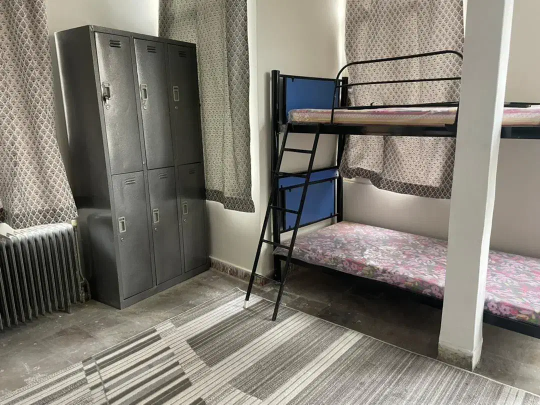 خوابگاه خونه به خونه|اجارهٔ کوتاه‌مدت آپارتمان و سوئیت|تهران, فلسطین (میدان انقلاب)|دیوار