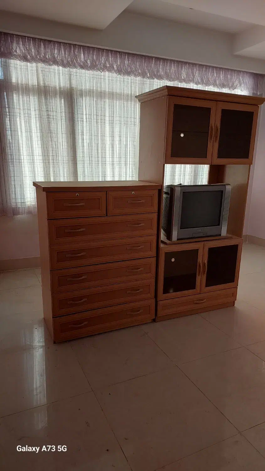 میز تلویزیون و دراور و تلویزیون ۳ تیکه در حد نو|میز تلویزیون|کرمانشاه, |دیوار