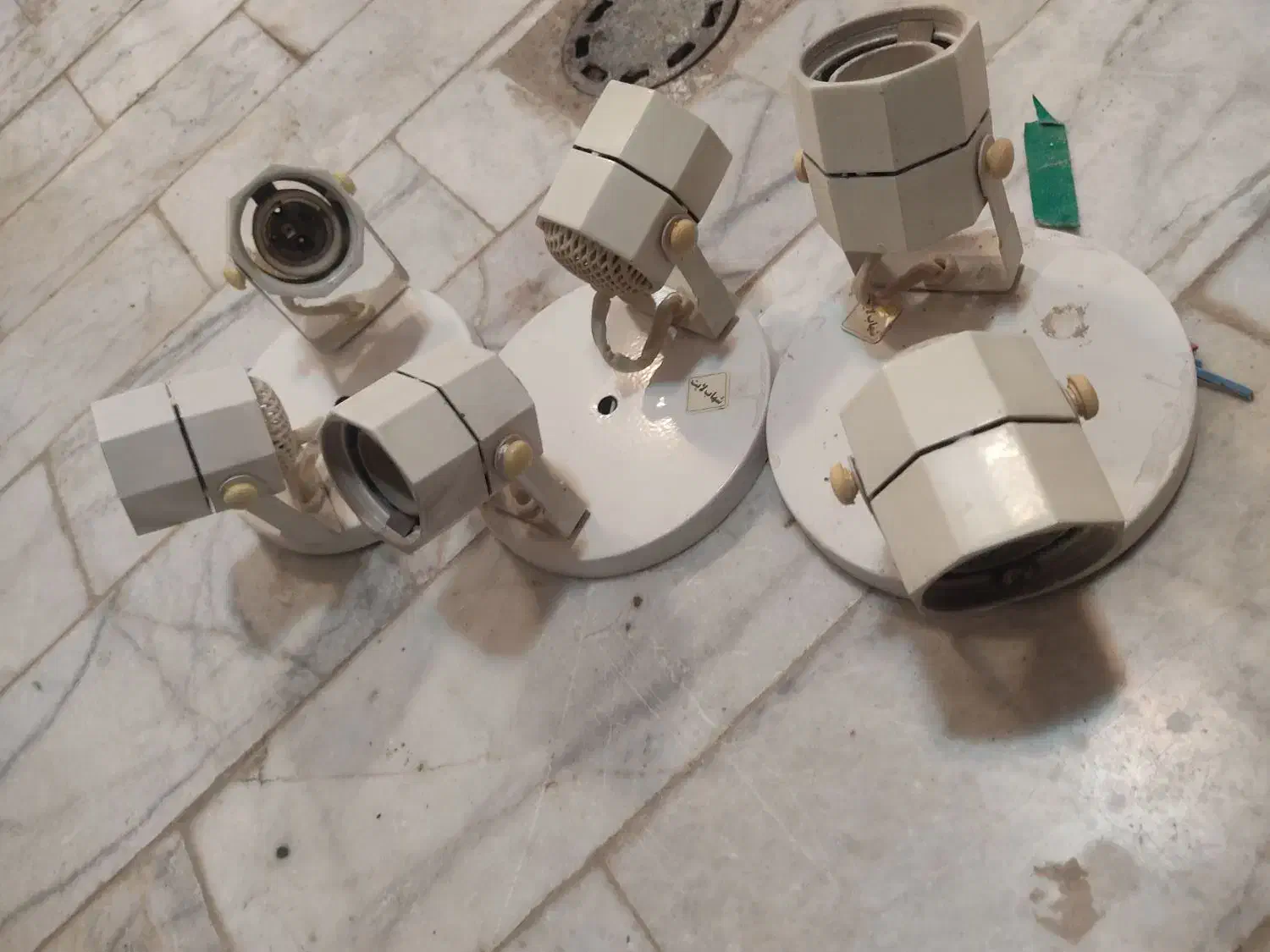 پایه چراغ سقفی|لامپ و چراغ|بناب, |دیوار