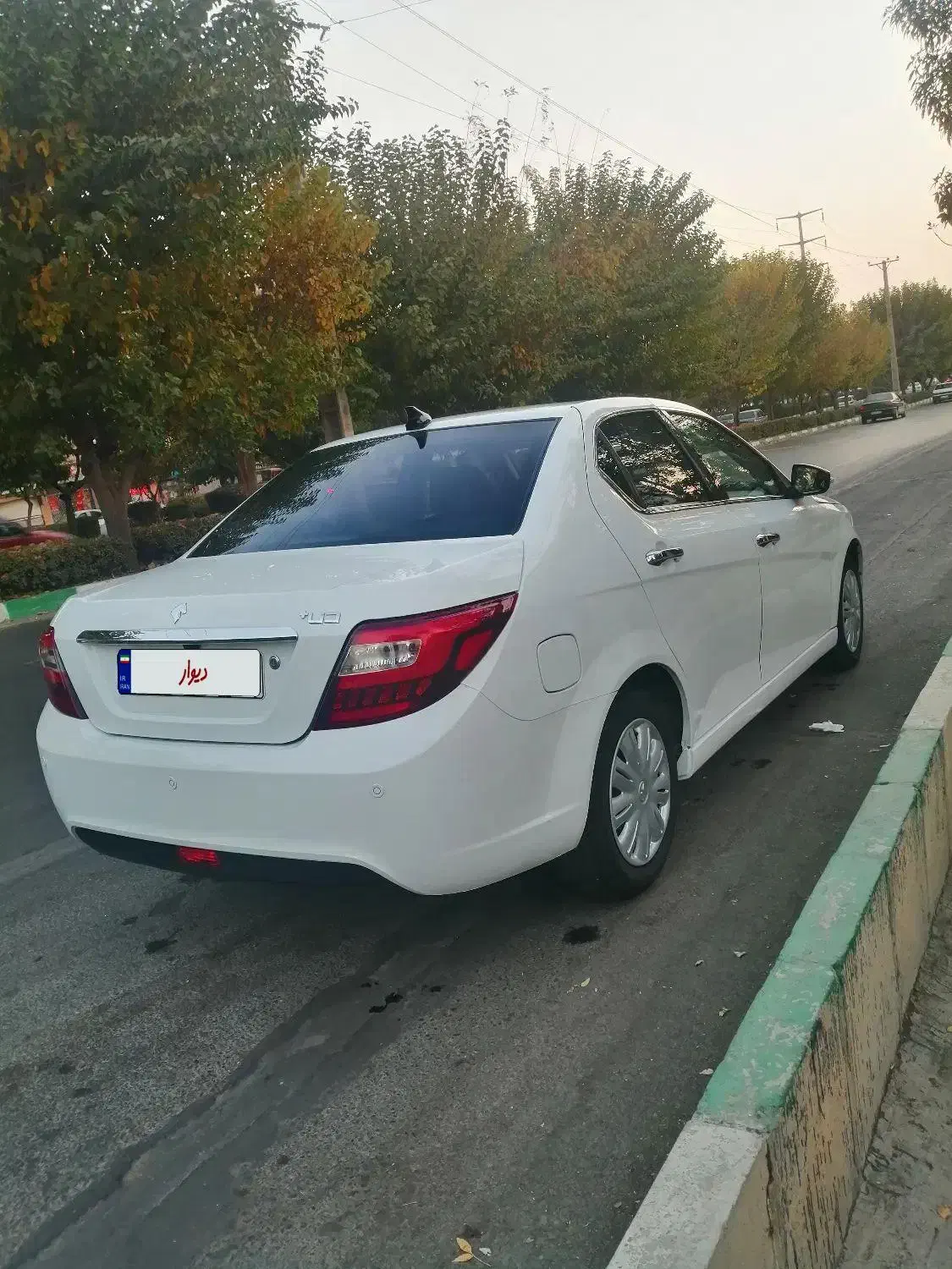 دنا پلاس|خودرو سواری و وانت|کرج, شهرک یاس جنوبی|دیوار